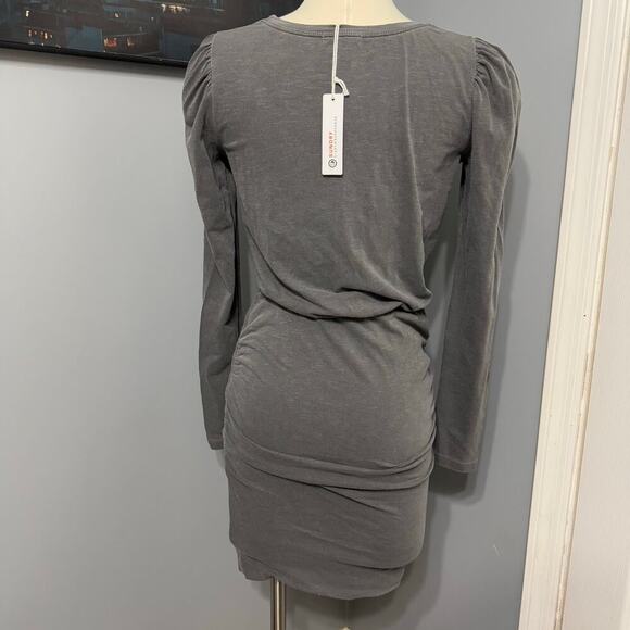 ANTHROPOLOGIE X SUNDRY SHIRRED LONG SLEEVE KNIT MINI DRESS GRAY, 0 - Picture 2 of 7